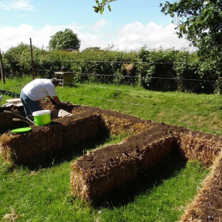 Straw Bale 01